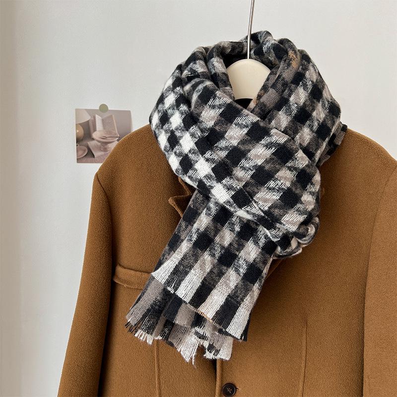 

2024 Women s Casual Fashion Houndstooth Scarf - Versatile & Warm Shawl with New Color Contrast Design 190*54CM