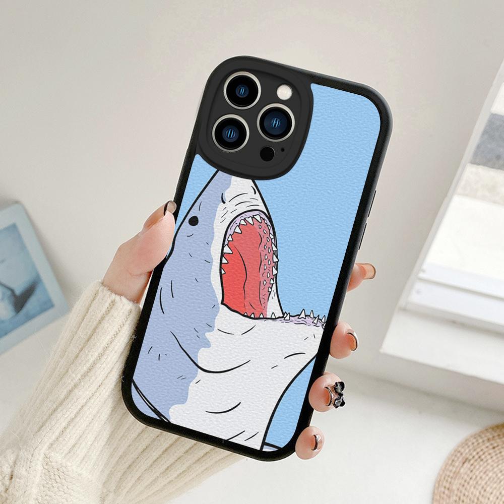 Nové pouzdro na telefon Grinning Shark pro Iphone 14 13 11 12 Pro MAX 13 12 MiNi 7 8 14 plus X XS XR Cartoon Shark Lambskin Covers