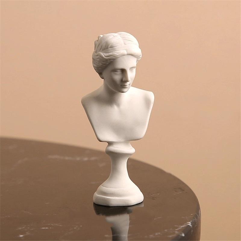 Nordická řecká figurka socha pryskyřičná dekorace umělecké studio skica skica umění zátiší dekorace