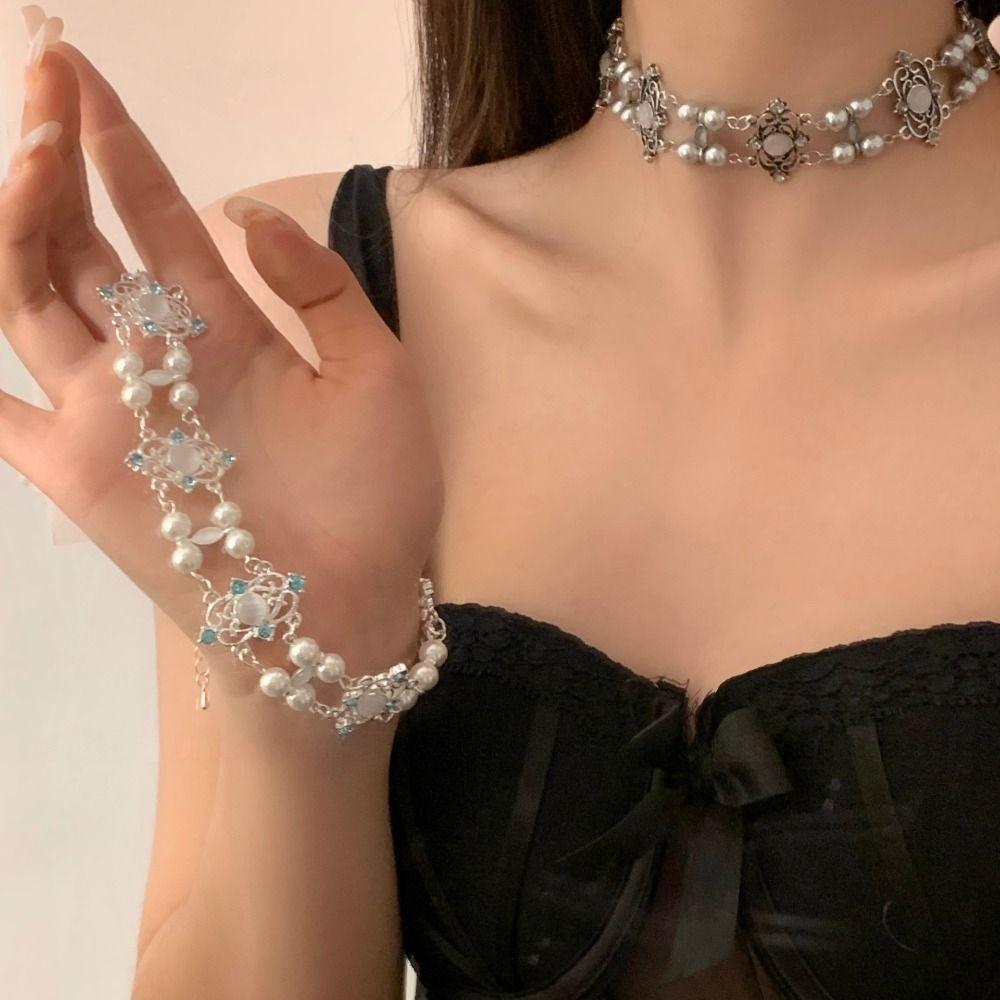 Hollow Double Layer Necklace Vintage Pearl Metal Necklace Elegant Pearl Beads Choker  Daily