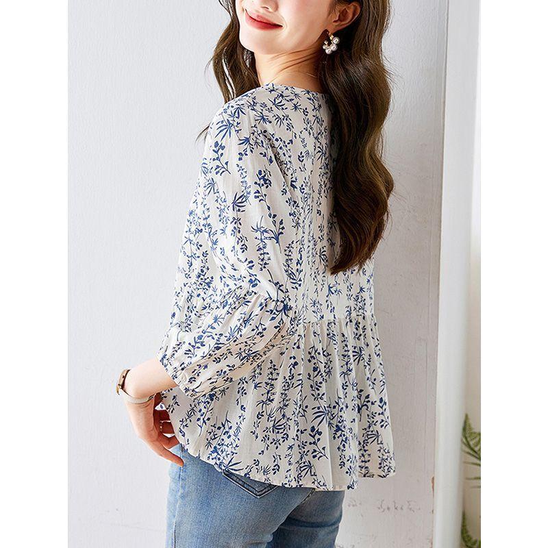 Blaues kleines Blumenhemd aus reiner Baumwolle für Damen mit Dreiviertelärmeln Sommer Neues florales schickes altersreduzierendes Hemd Top