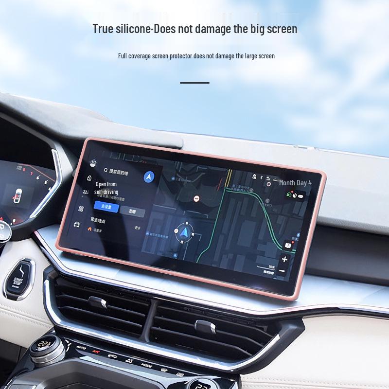 Silikonový ochranný rám pro navigační displej Lynk&Co 06