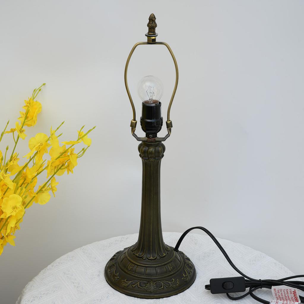 Vintage-Lampenfuß, nur geeignet für 8 Zoll(20 cm)/12 Zoll(30 cm) Lampenschirm mit 1 E27/E26-Fassung, Antikmessing-Finish