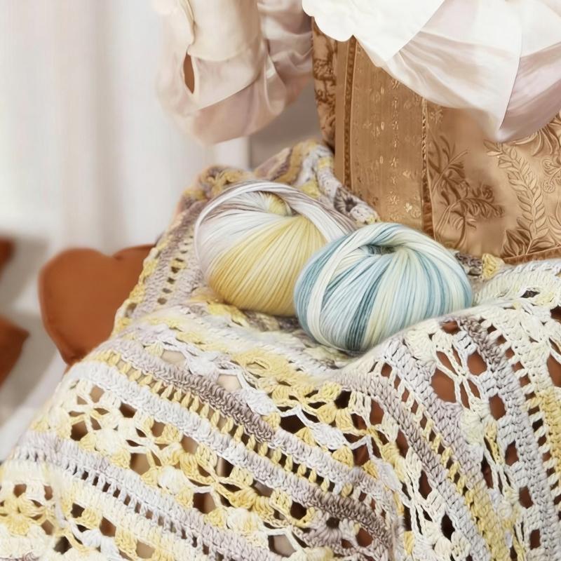 2Pcs Gradient Color Cotton Yarn 250.43Yard Each Knitting Yarn Thread for Sweater Scarves Bag Knitting Crochet Project