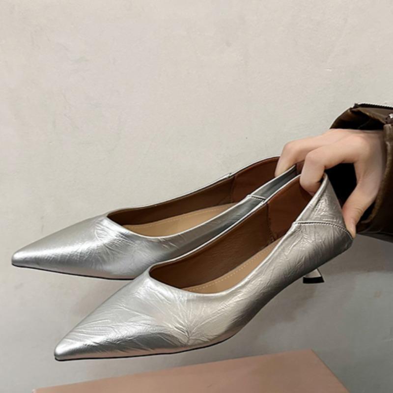 Spring New Style Low Heel Shoes Women's Fashion Pointed Shallow Mouth Set Foot Anti-slip Wear-resistant Heel Shoes
