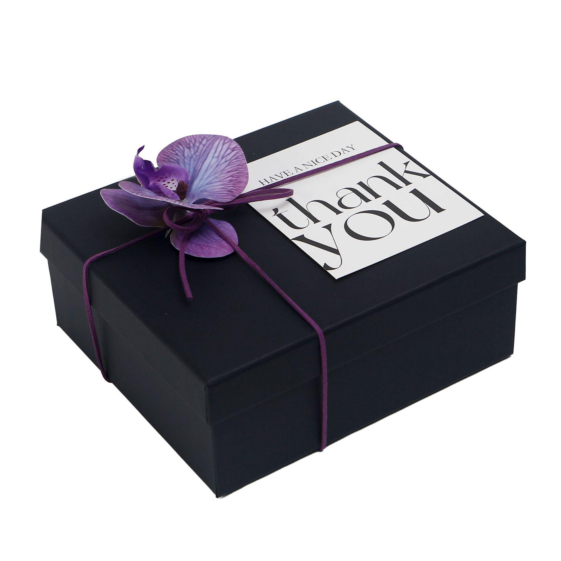 Wedding Gift Box with Fragrance and Practical Gifts