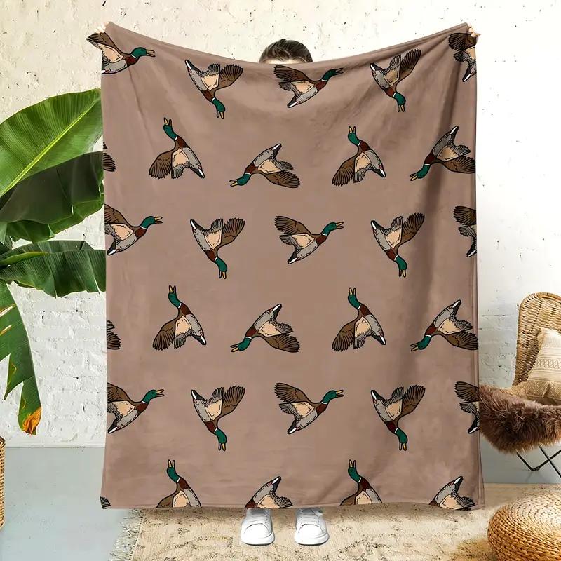 Cozy Bird Flannel Blanket - Soft, Warm and Versatile for Sofa, Bed, Office, Camping, Travel and Touring - Halloween Christmas 130x150cm