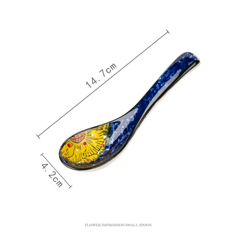 Japanische Keramik-Suppenlöffel Haushaltsgeschirr Blumenmuster Design Keramik Küche Suppen-Reislöffel Esslöffel Zubehör