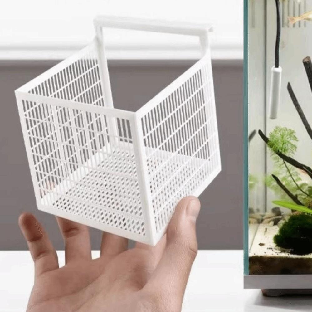Hangable Guppy Breeding Box Ventilated Durable Aquarium Breeder Box Permeable Floating Hatching Box Fish Breeding Box