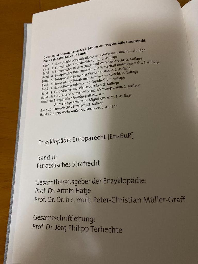[USED] Foreign Books / Europäisches Strafrecht (2. Auflage)