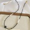 Vintage Black Crystal Pearl Beaded Choker Necklace - Stylish and High-End for Women.
