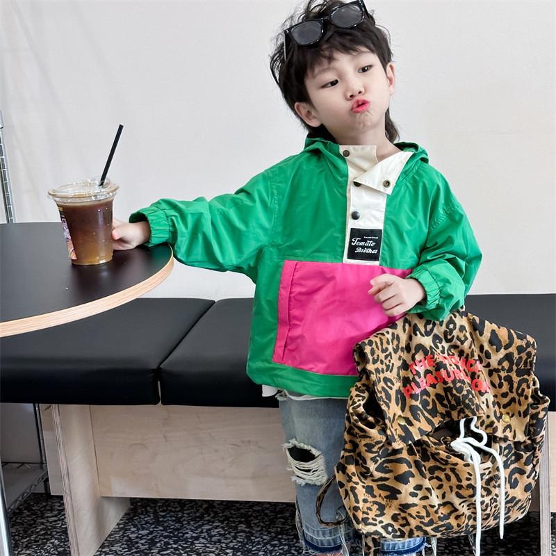 Fashionable Unisex Kids Backpack With Breathable Nylon Material And Stylish Star Pattern