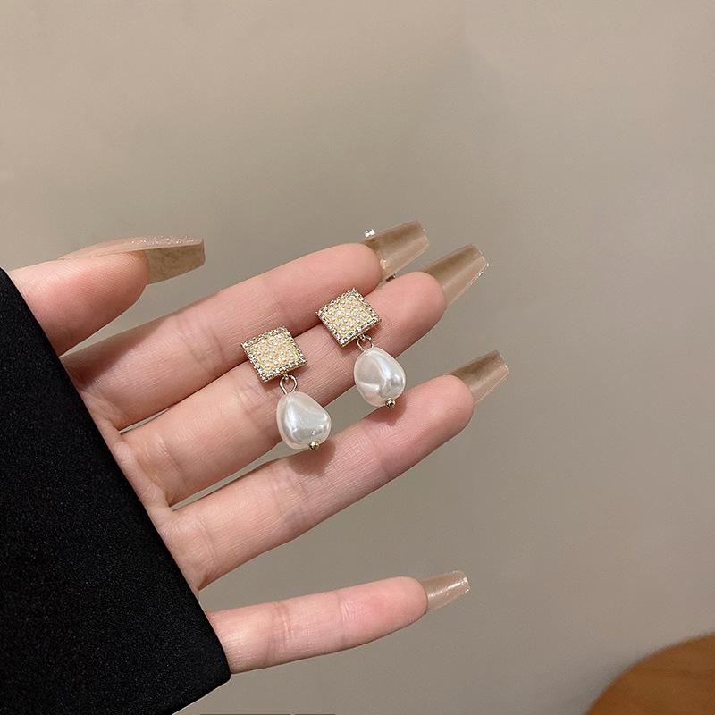 French retro full zirconium geometric pearl earrings women s design earrings light luxury earrings