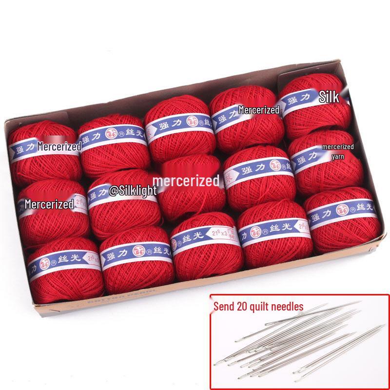 Thickened Cotton Thread Quilt Needle for Handcrafting: Red Duvet Cover, White Vintage Darning Ball