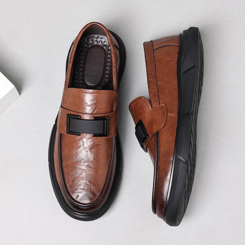 Fashion All-match Mens Loafers Men Genuine Leather Fashion Slip on Shoes Classic Men Business Footwear Lightweight Men Casual Club Shoes