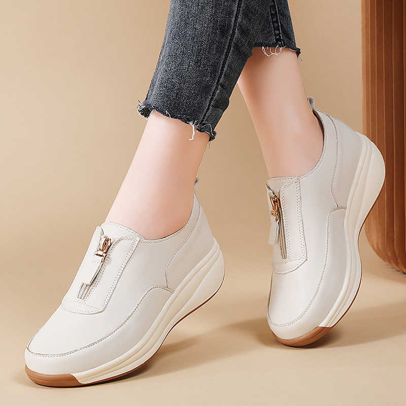 Fashion Camp Without Heel Designer Sneakers Womens Woven Loafer Women Shoes Boots Sports Tenis Mobile To Play Newest Shuse To Play