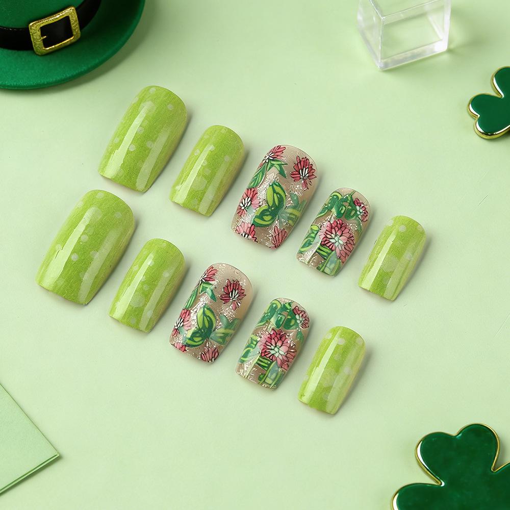 St. Patrick's Day Avocado Green Whitening Detachable Nails - 24 Piece Set