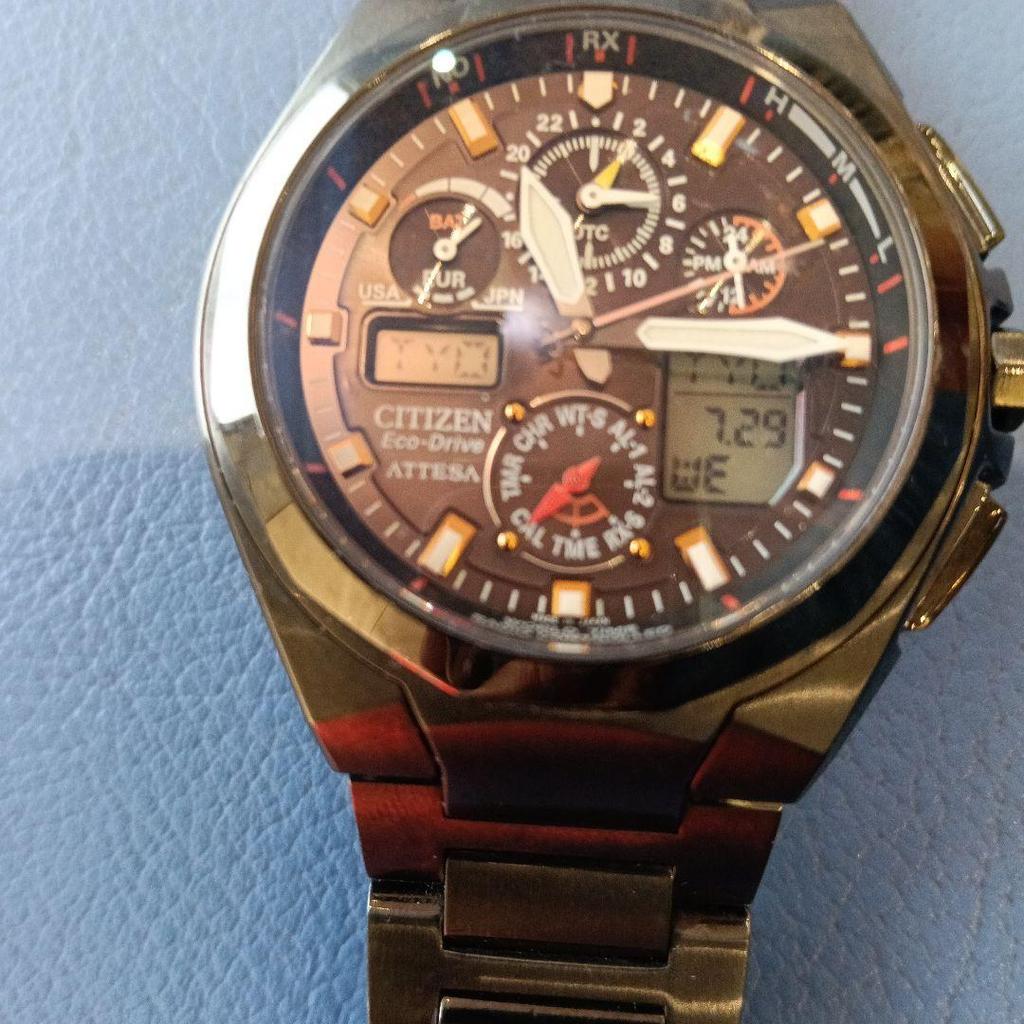 Used Radio clock Citizen Atessa black