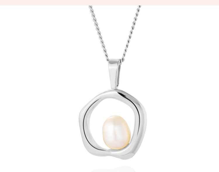 Fashionable Light Luxury Pearl Pendant Necklace with Irregular Circle Design and Durable Colorfast Titanium Steel Chain