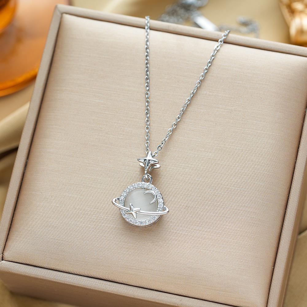 Women's Silver Titanium Steel Necklace with Micro-Inlaid Zircon - Elegant, Durable Clavicle Chain Jewelry