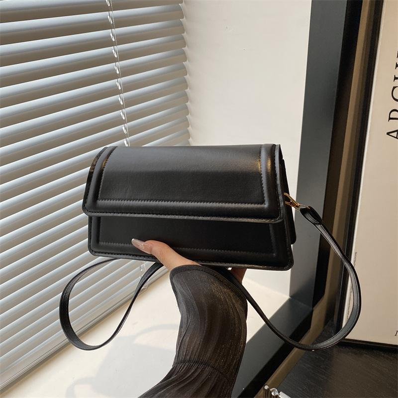 Premium Sense Small Bag Women 2025 New Trendy Versatile Shoulder Messenger Bag Ins Fashion Popular Niche Small Square Bag