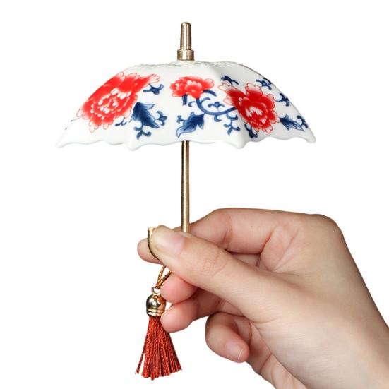 Umbrella-Shaped Ceramic Tea Infuser with Rotating, Chinese Blue & White Ceramic Strainer for Loose Leaf Tea, Kung Fu Tea Filter, Elegant Gift for Tea