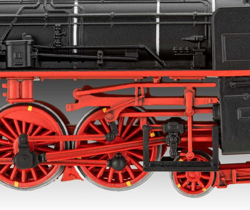 German Revell 1/87 German S3/6R18 Steam Locomotive Plastic Model 02168