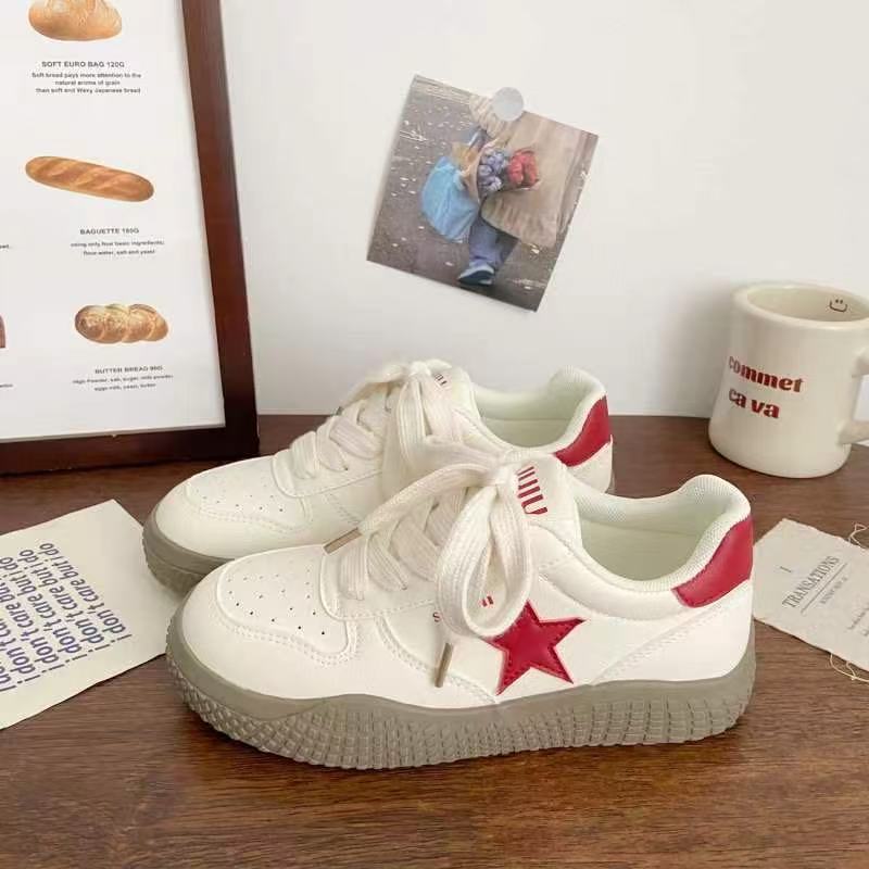 

Розовые туфли на толстой подошве женские звезды весна новинка шикарный нишевый дизайн кожаная поверхность студенческие спортивные моральная подготовка белые туфли 40