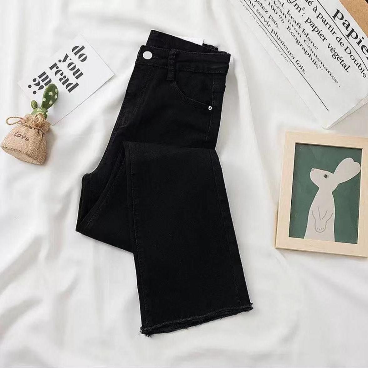 

White High-Waisted Micro-Flare Jeans for Plus-Size Women - Autumn, Loose, Slimming Fit, Versatile Bell Bottoms 4XL (82-87 kg)