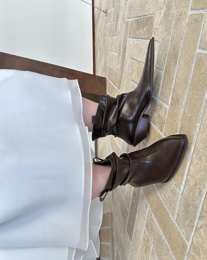 

French temperament high-heeled thin short boots women s shoes 2025 new heightening autumn and winter mid-tube pointed boots small naked boots 39 коричневий