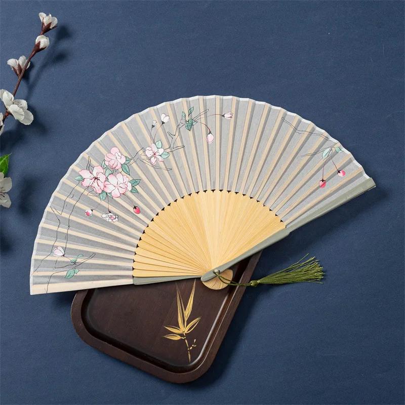 Bamboo Antique Folding Fan Chinese Style Fan Summer Female Dance Fan Portable Elegent Flower Hand Held Fan Exquisite Gifts Decor