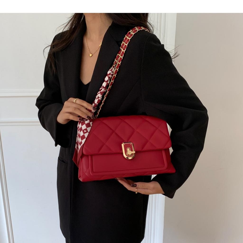 Red Handbag for Women, Wedding Bag for Brides, 2024 New Trendy High-end Daily Fashion Niche Large-capacity Women's Bag