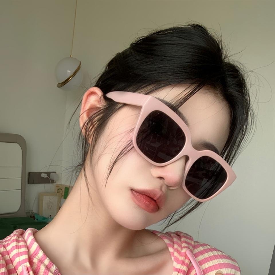 Minimalist Stylish And Affordable TR90 Square Neutral Multifunctional Leisure Outdoor UV400 Anti UV Anti Reflective Sunglasses