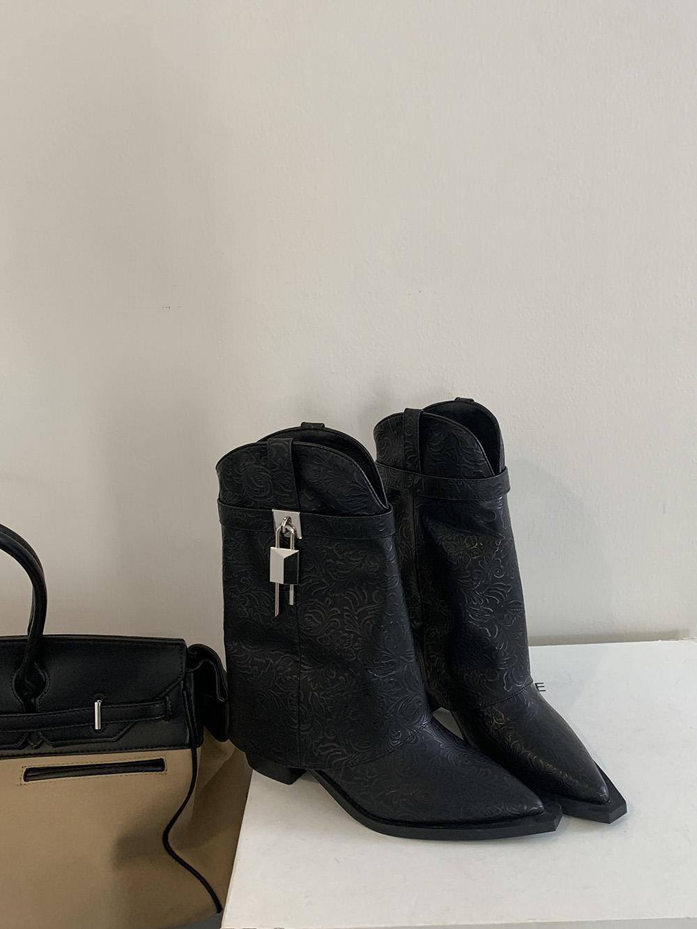 

модные женские сапоги с острым носком до середины голени, черные, белые, с заклепками, на толстом высоком каблуке, модные туфли для женщин с боковой молнией 2024 года 7.5 чёрный