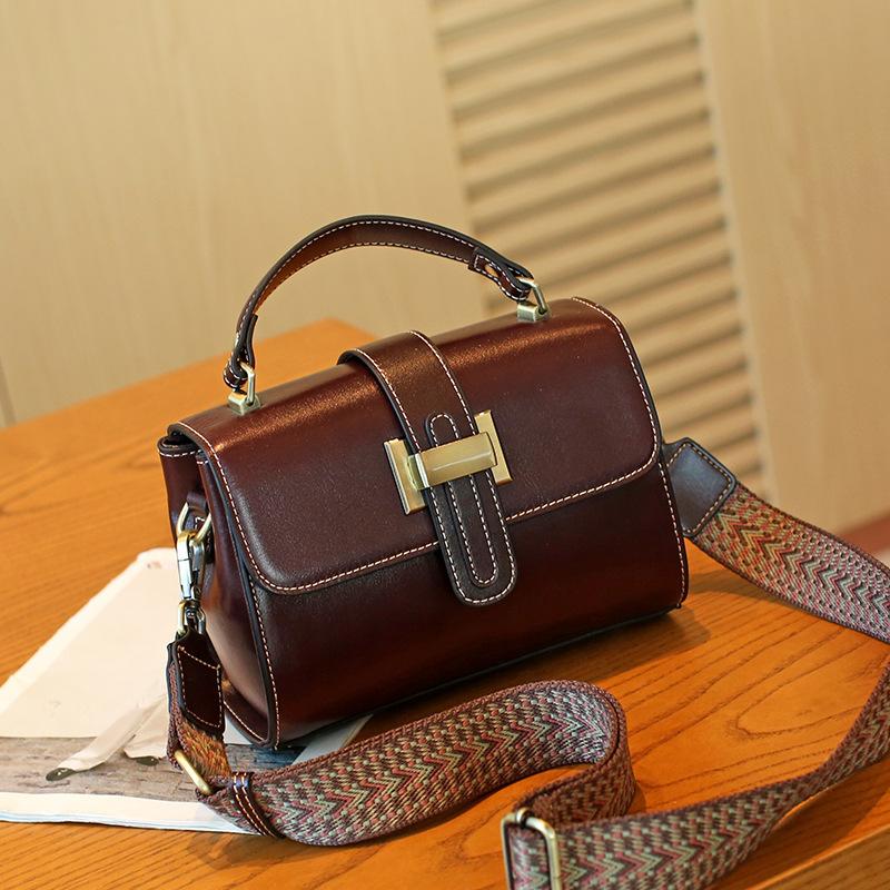 New Handbag Retro Fashionable Versatile One-shoulder Crossbody Bag Small Square Bag