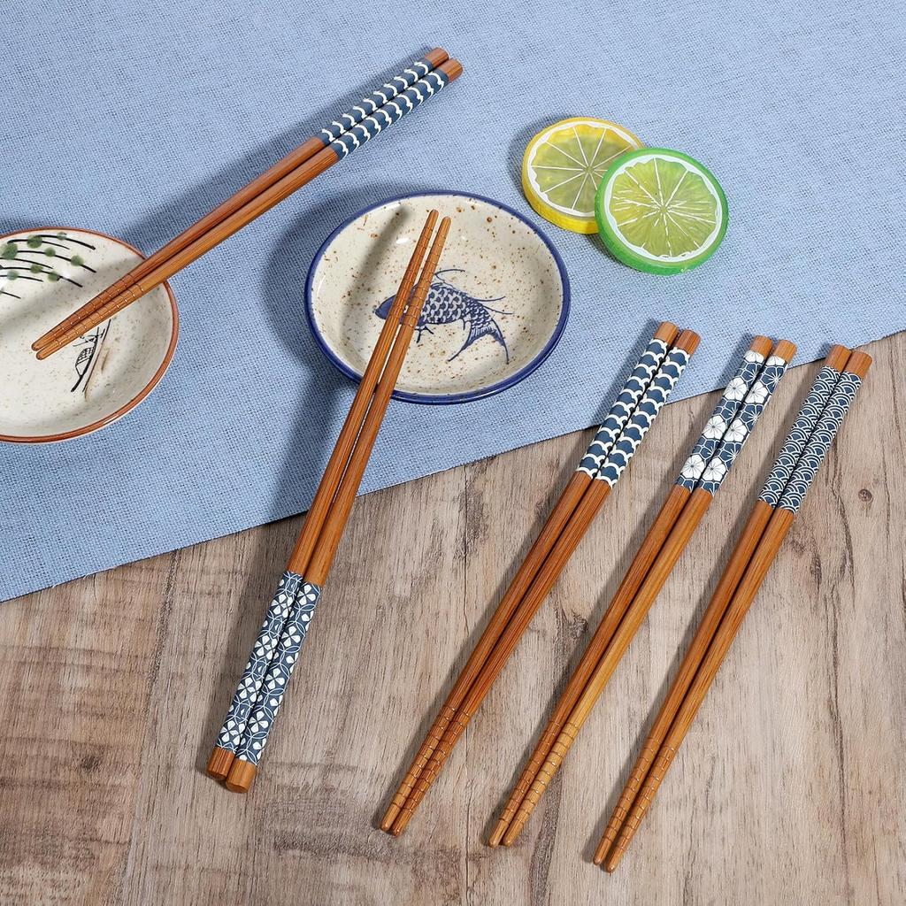 10 Pairs Wooden Chopsticks, Japanese Style Bamboo Chopsticks, Natural Reble Dishwasher Safe, Non Slip, 8.8 Inch/22.5cm