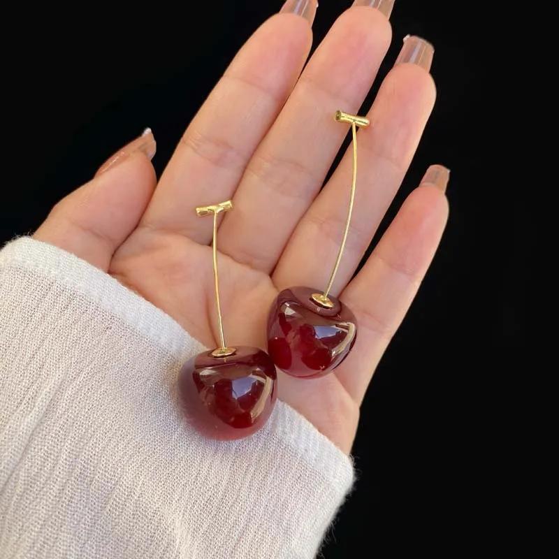 Fashion Sweet Red Resin Strawberry Cherry Drop Earrings For Women Cute Lovely Acrylic Fruit Earrings Zircon Accessories