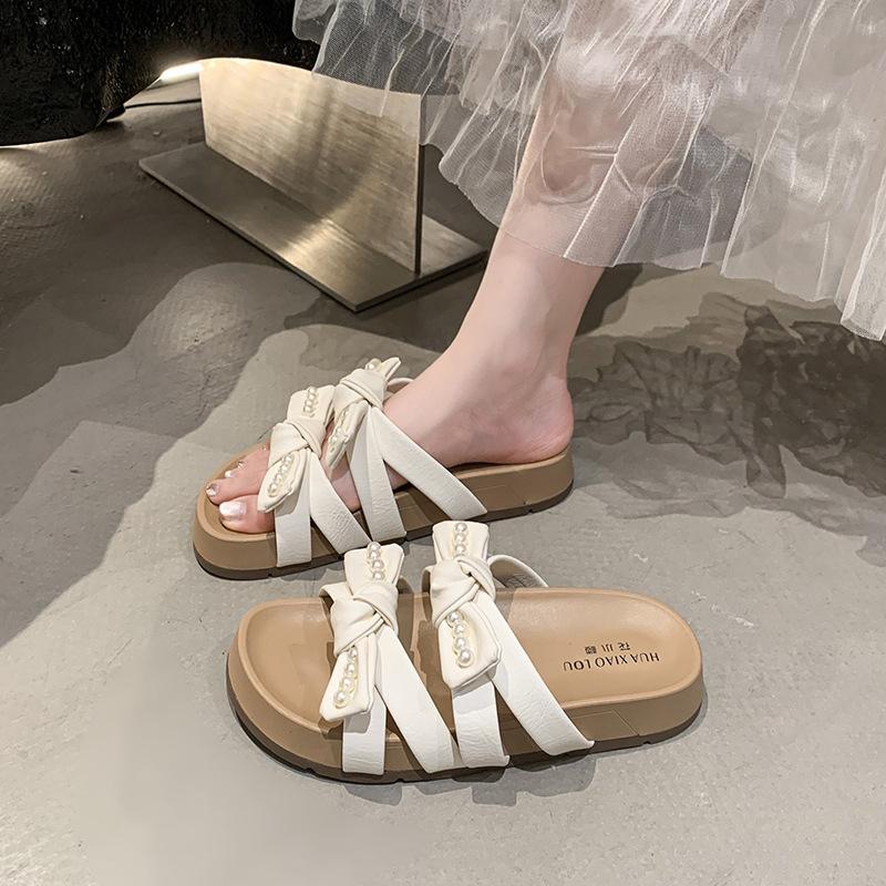 Gentle bow beautiful cool slippers women's summer wear 2025 new with skirt beach soft flat bottom one-word slippers
