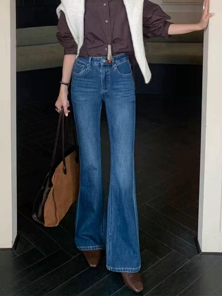 Fansi Yu 2025 Autumn/Winter European Style High-Waist Micro-Flare Stretch Denim Jeans for Women