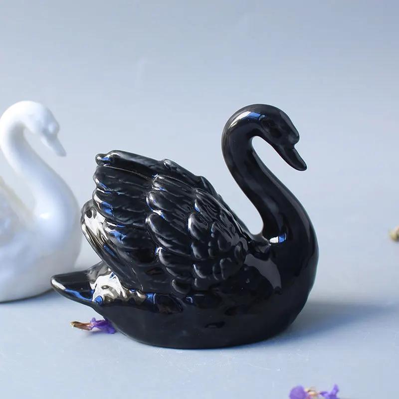 Modern Minimalist Black and White Couple Swan Home Accessories Decorative Figurines Ceramic Knickknacks Wedding Gifts Ornaments