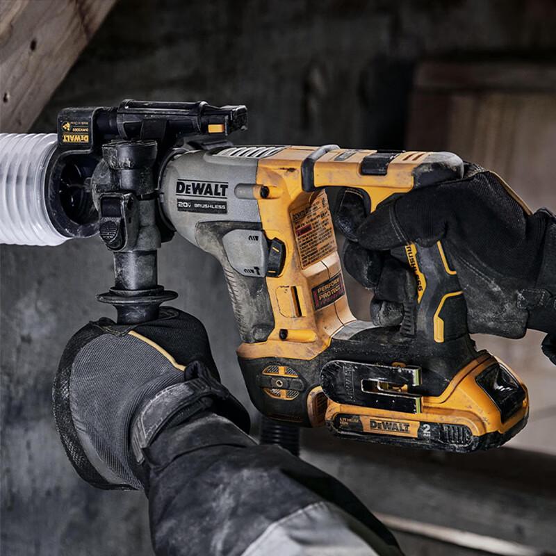 DEWALT Kit Combo Senza Fili 20V MAX 3 Attrezzi Spina CN (adattatore incluso)