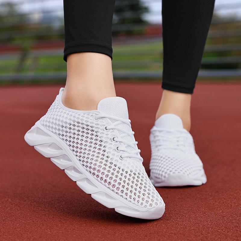 Women Casual Shoes With Large Mesh Breathable Hollow Out Casual Trend Women Shoes Ultra Lightweight Walking Shoes New Sneakers