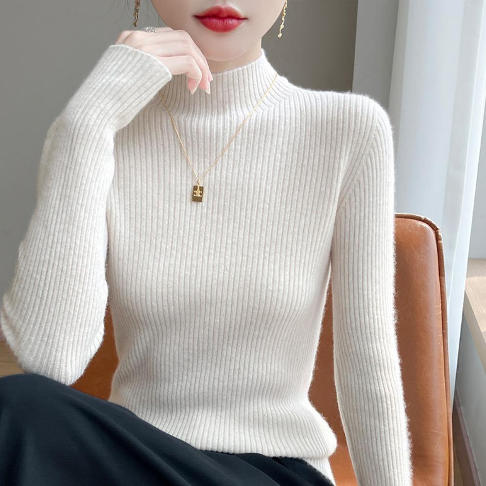 A Semi-high-neck Sweater As A Base Layer for Slimming Women, Warm In Autumn and Winter, and A Fitted, Versatile Knitted Sweater As An Inner Layer