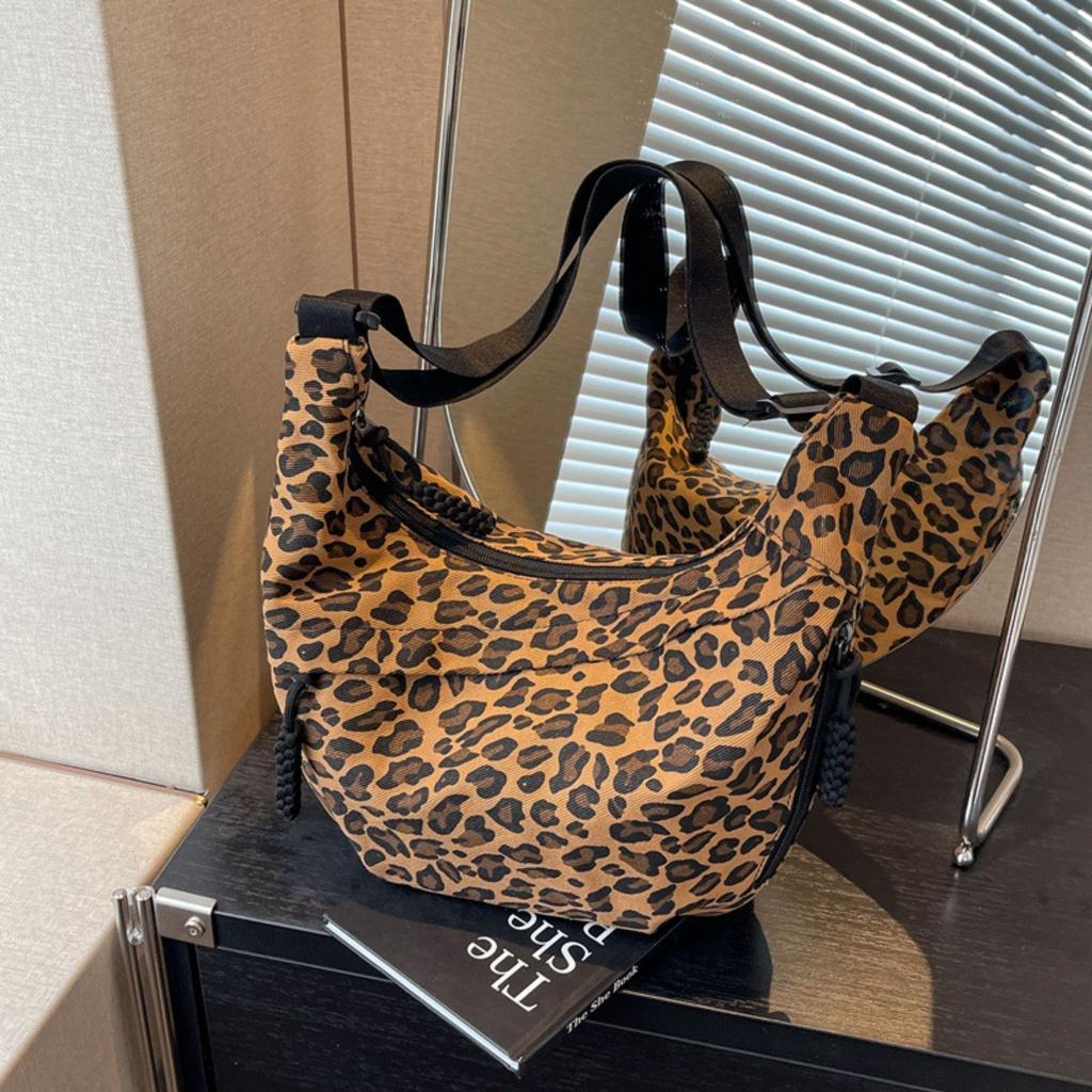 Leopardenmuster Leinwand Knödeltasche, Sportlicher Stil, Lässige und Vielseitige Beliebte Stofftasche, Tragbare und Modische Einzel-Schulter Crossbody-Tasche