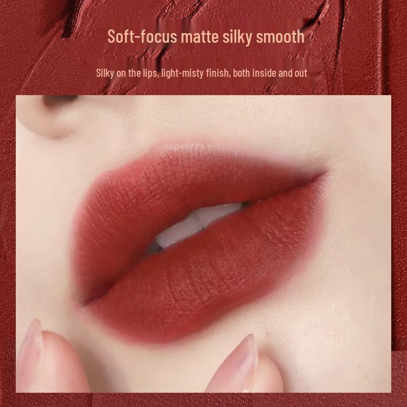 Yuli Yula Qinghe Rhyme Lipstick: Velvet matte, moisturizing, long-lasting, brightening, slim tube design, fade-resistant.