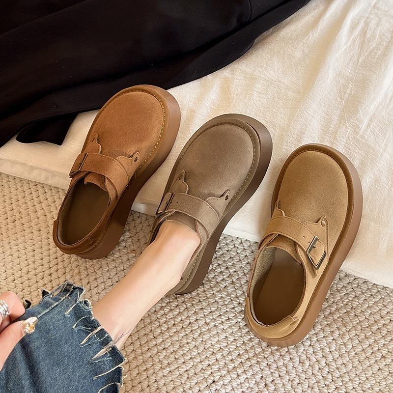 Retro thick-soled women wear new versatile muffin shoes in spring and autumn
