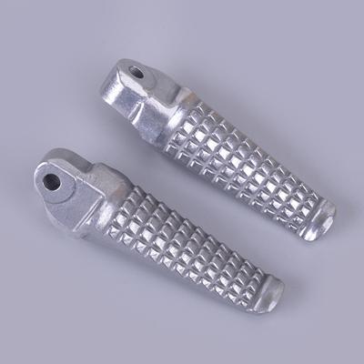 43620-33E11-000 1 Pair Rear Pillion Passenger Footrest Foot Pedal Peg Fit for Suzuki TL1000 GSXR 750 1000 GSF600 RGV250 DRZ400S