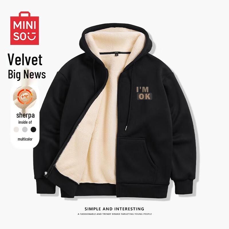 

MINISO Men s Lamb Fleece Lined Letter Pullover Hoodie XL
