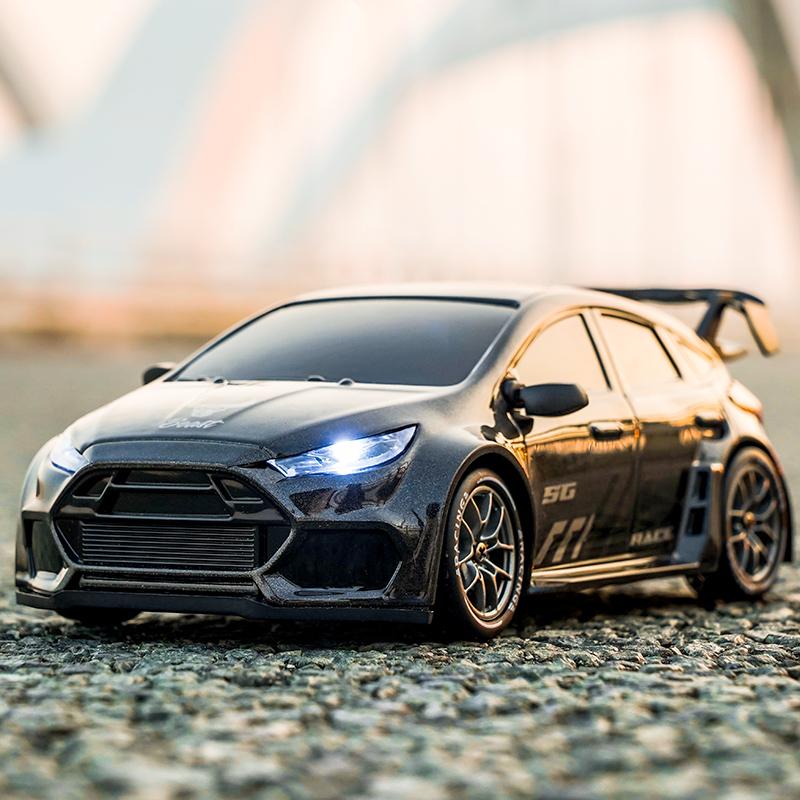 1:24 4WD Hochgeschwindigkeits RC Driftauto LED-Lichter 2,4G Fernbedienung Austauschbare Reifen Ready to Run RC Modellauto Spielzeug Geschenk für Kinder