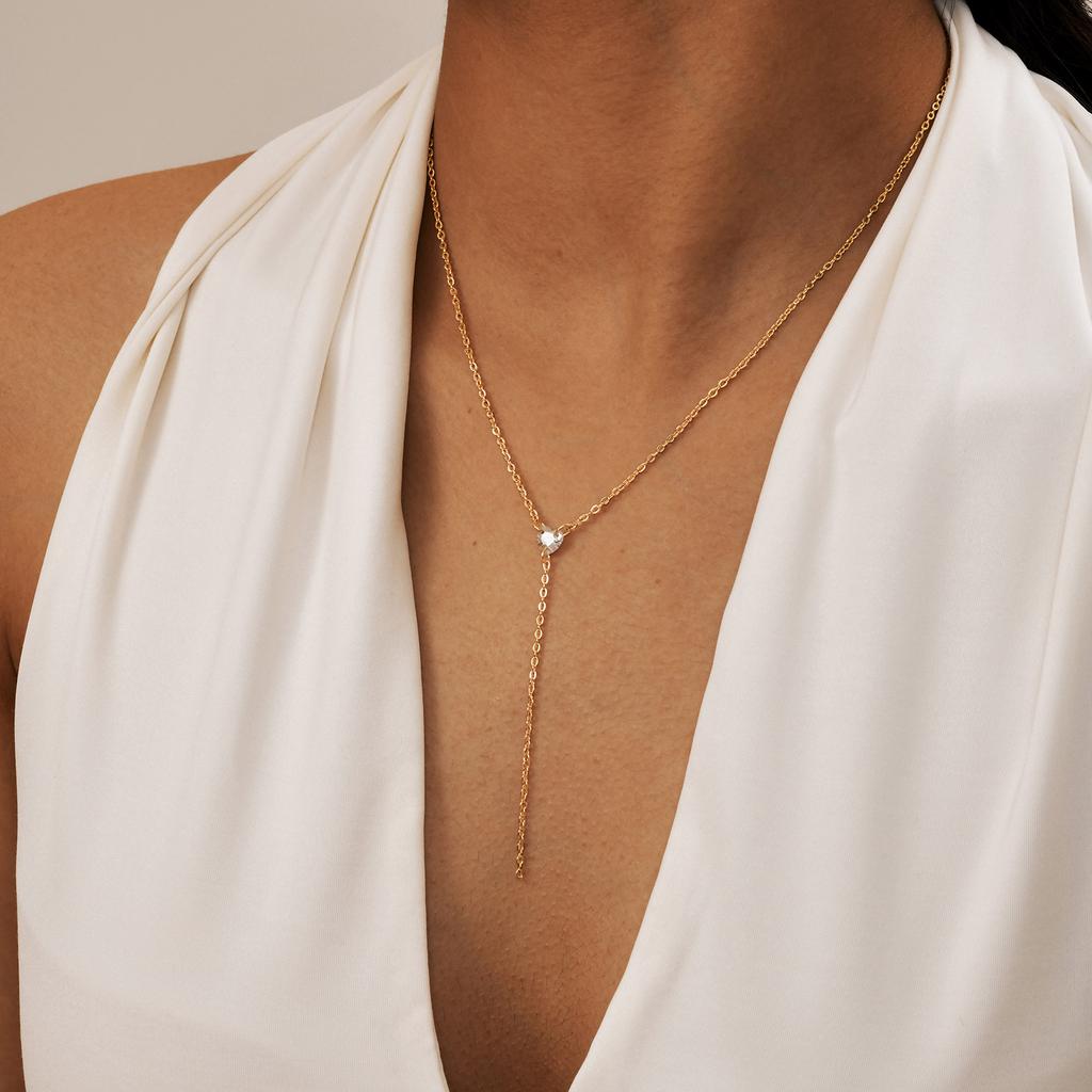 Lange Halskette für Damen mit Zirkon-Quaste in Herzform, Flache Edelstahl-Kreuzkette, Verstellbare Quasten-Mode-Pulloverkette